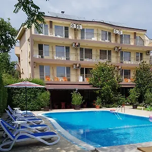 2* Hotel Family Magnolia