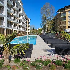  Appart hôtel Emilia Romana Park